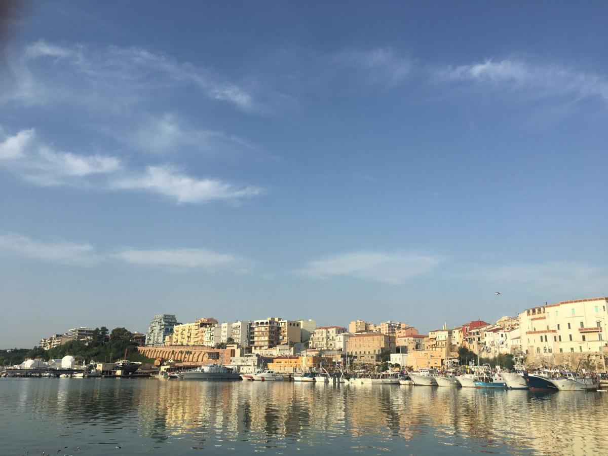 La Gemma Nel Borgo B&B Termoli Exteriör bild